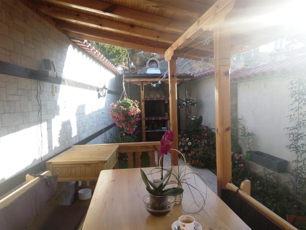Rose Valley Guest House Kazanlŭk المظهر الخارجي الصورة