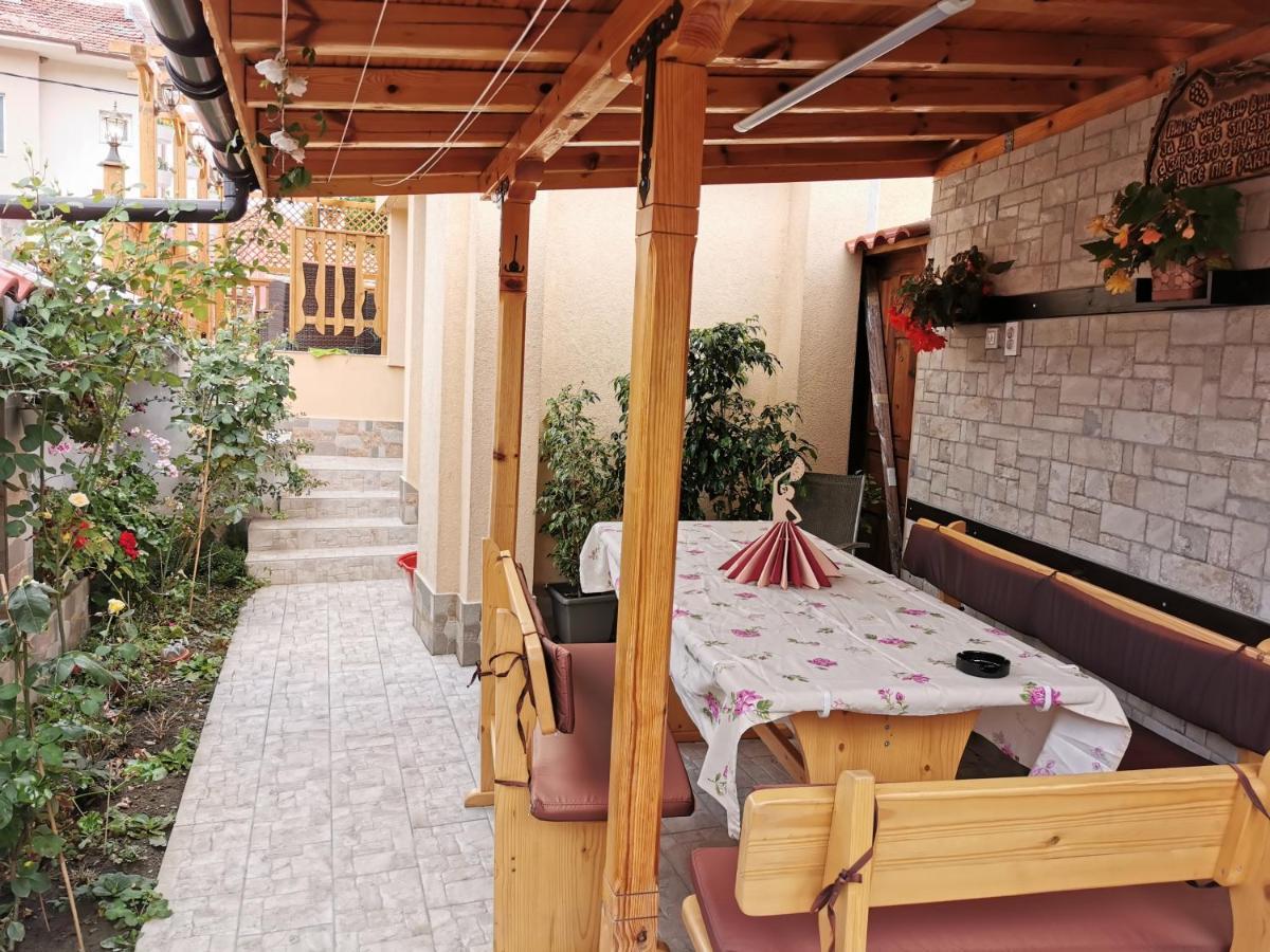 Rose Valley Guest House Kazanlŭk المظهر الخارجي الصورة