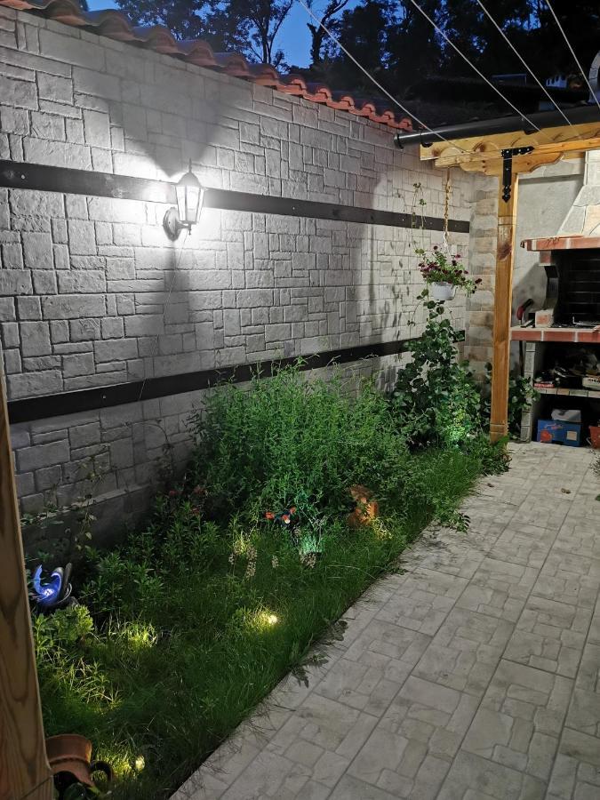 Rose Valley Guest House Kazanlŭk المظهر الخارجي الصورة