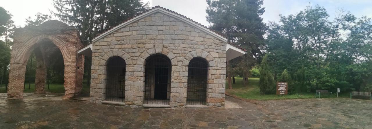 Rose Valley Guest House Kazanlŭk المظهر الخارجي الصورة