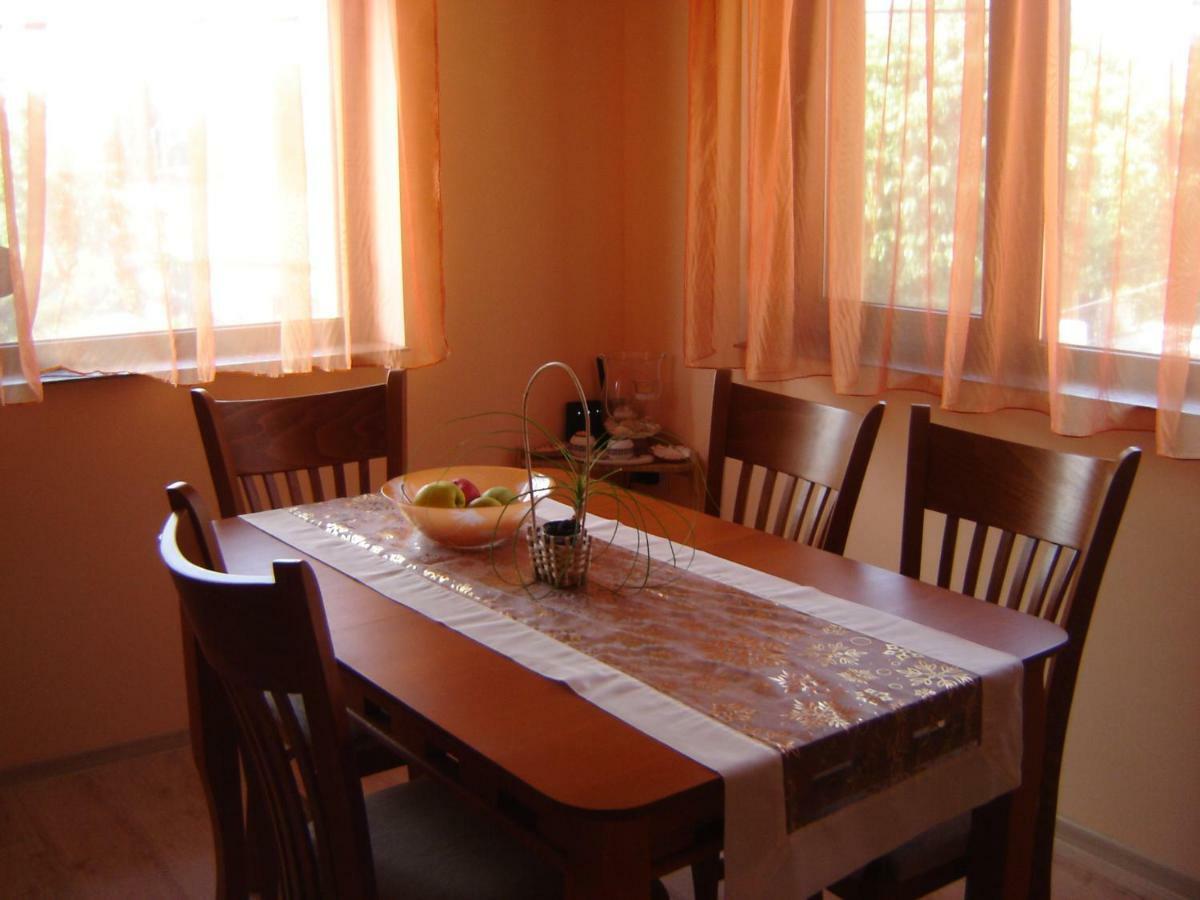Rose Valley Guest House Kazanlŭk المظهر الخارجي الصورة